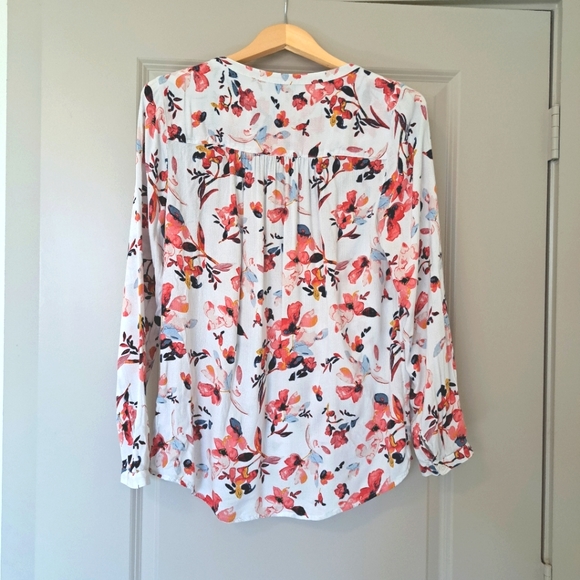 Lucky Brand Top - Picture 3 of 9